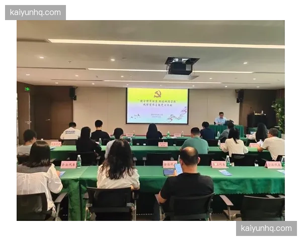 行业组织于当前阶段建立服务信用体系 提升整体市场公信力